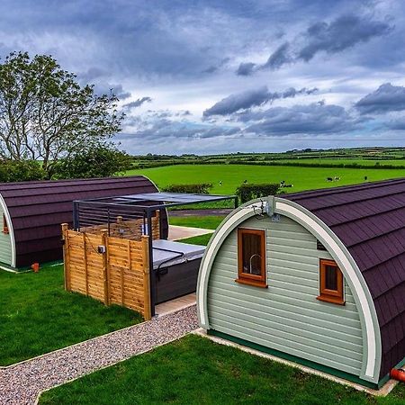 ホテル Causeway Country Pods ブッシュミルズ エクステリア 写真