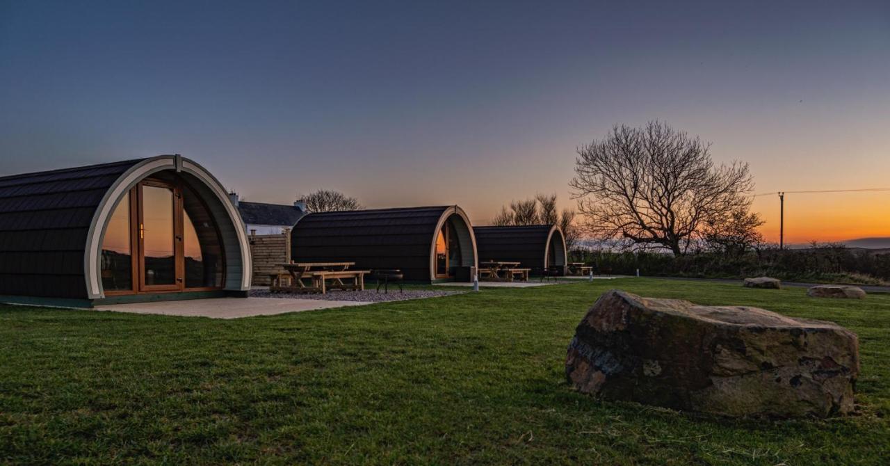 ホテル Causeway Country Pods ブッシュミルズ エクステリア 写真