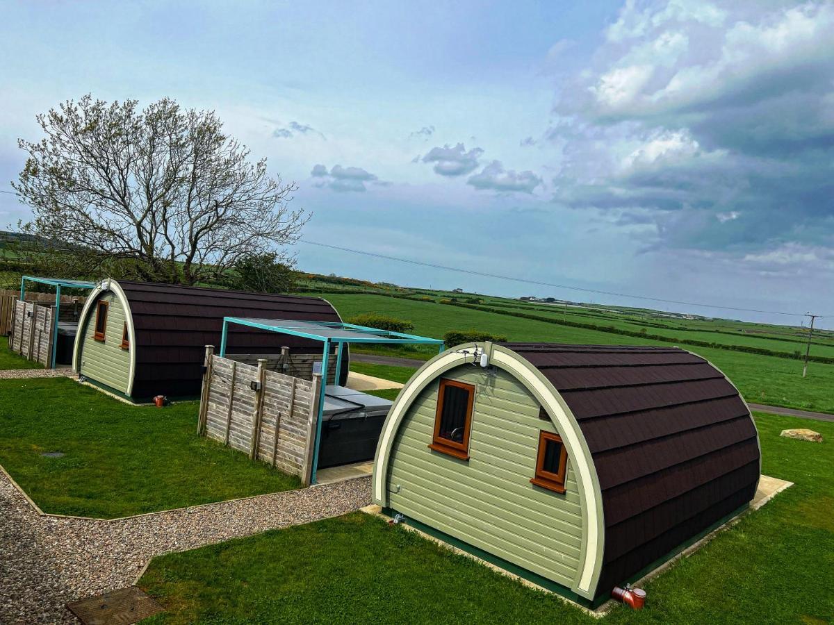 ホテル Causeway Country Pods ブッシュミルズ エクステリア 写真